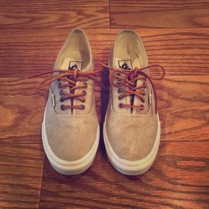Vans Women’s Low Top Sneaker Khaki Size 8.5